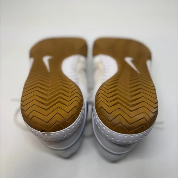 NikeCourt Flare 2 women's hard court tennis shoes size 8 - Picture 9 of 10
